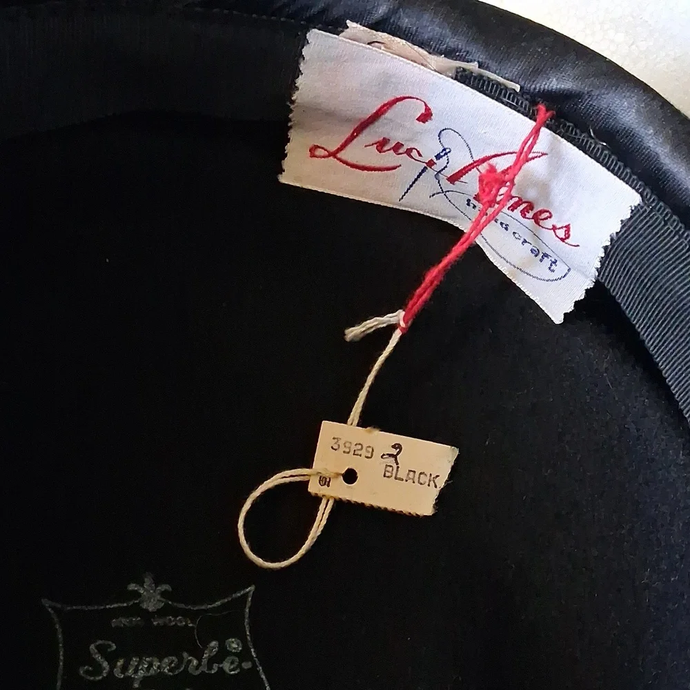 Vintage Black  Hat with Ribbon and Net - Picture 12 of 13